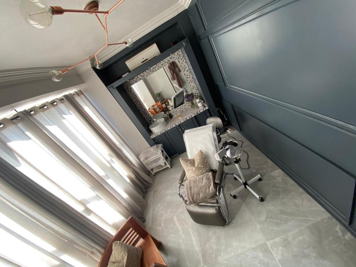Spacube Luxury Suites&Spa Pretoria-Noord Extérieur photo