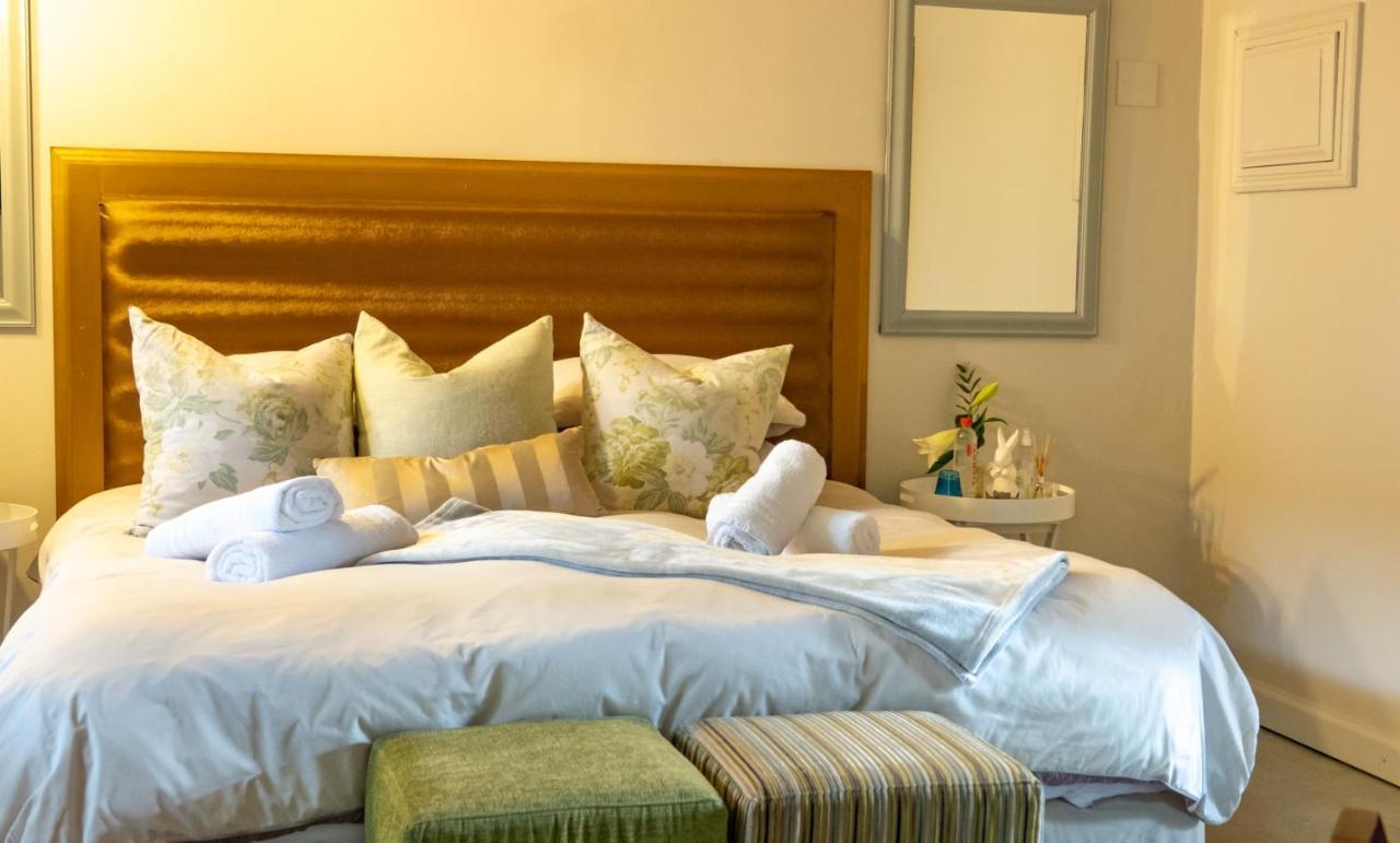 Spacube Luxury Suites&Spa Pretoria-Noord Extérieur photo