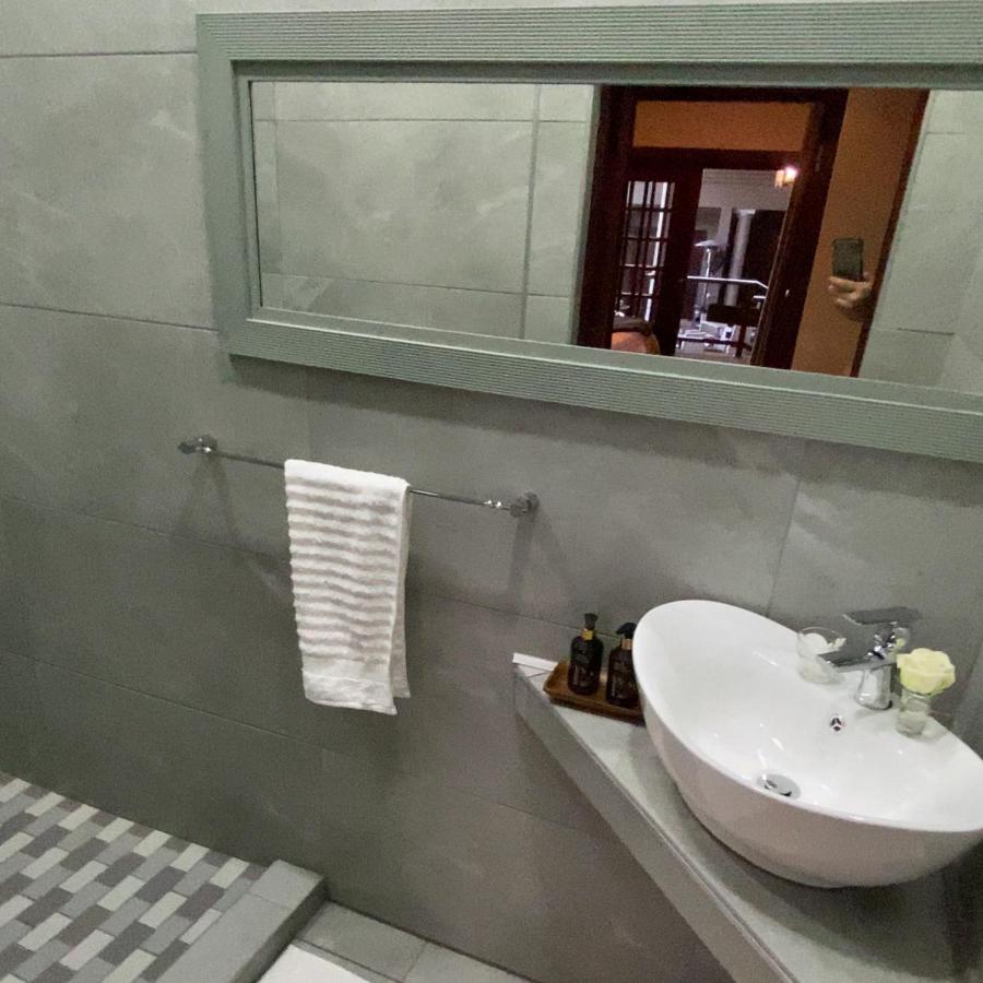Spacube Luxury Suites&Spa Pretoria-Noord Extérieur photo