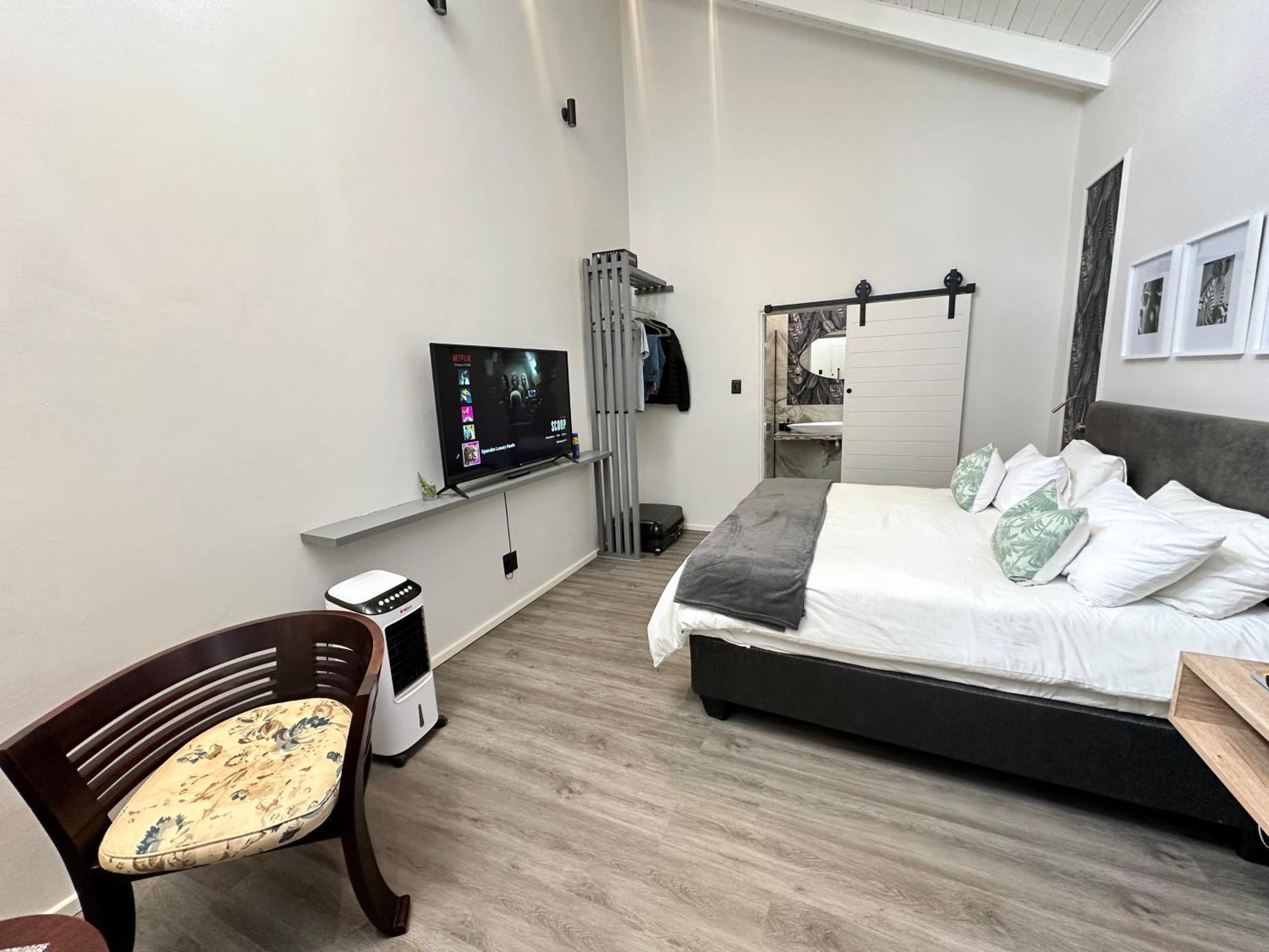 Spacube Luxury Suites&Spa Pretoria-Noord Extérieur photo
