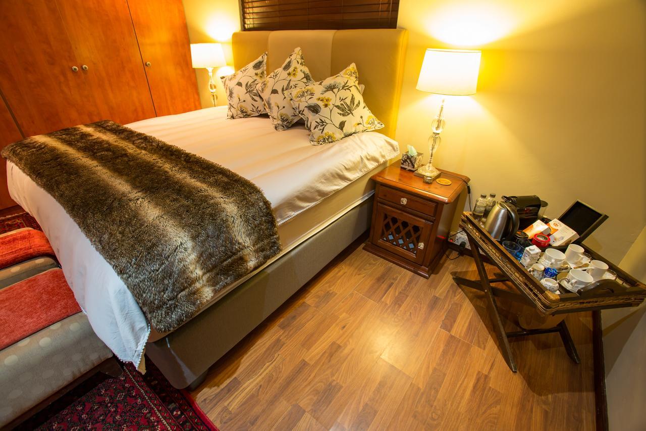 Spacube Luxury Suites&Spa Pretoria-Noord Extérieur photo